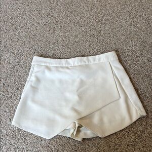 Nordstrom Cream Skorts